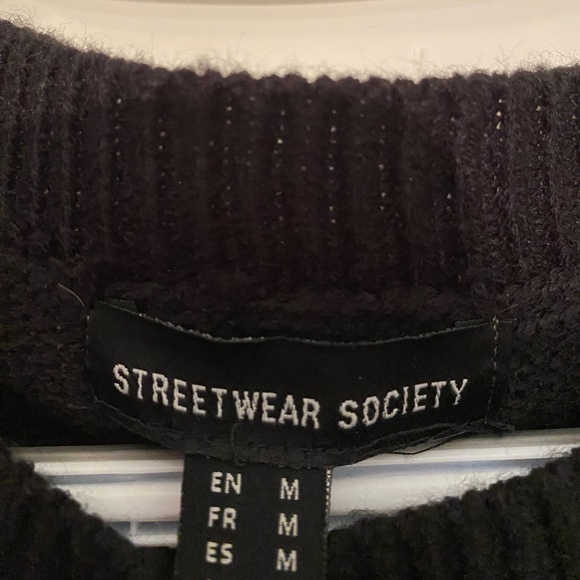 Women's Knit Crop Top Long Sleeve Round Neck Flame Floral Print Oversize - Picture 3 of 3